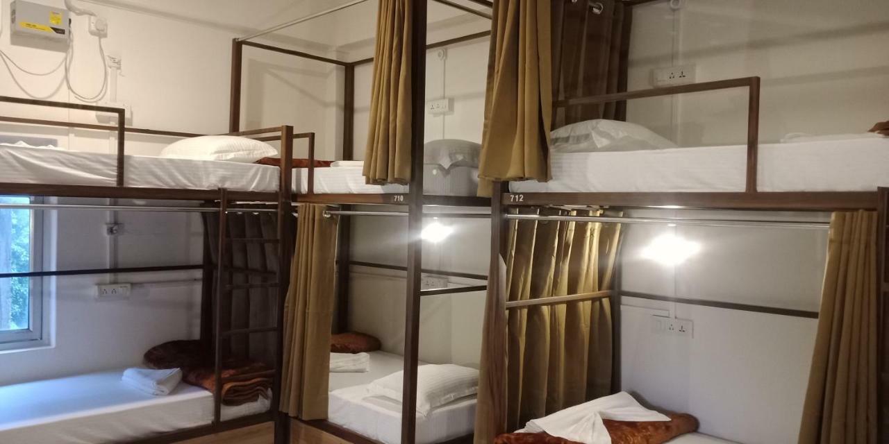 Banaras Hostel Kakarmatha エクステリア 写真