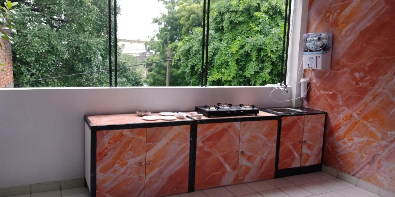 Banaras Hostel Kakarmatha エクステリア 写真