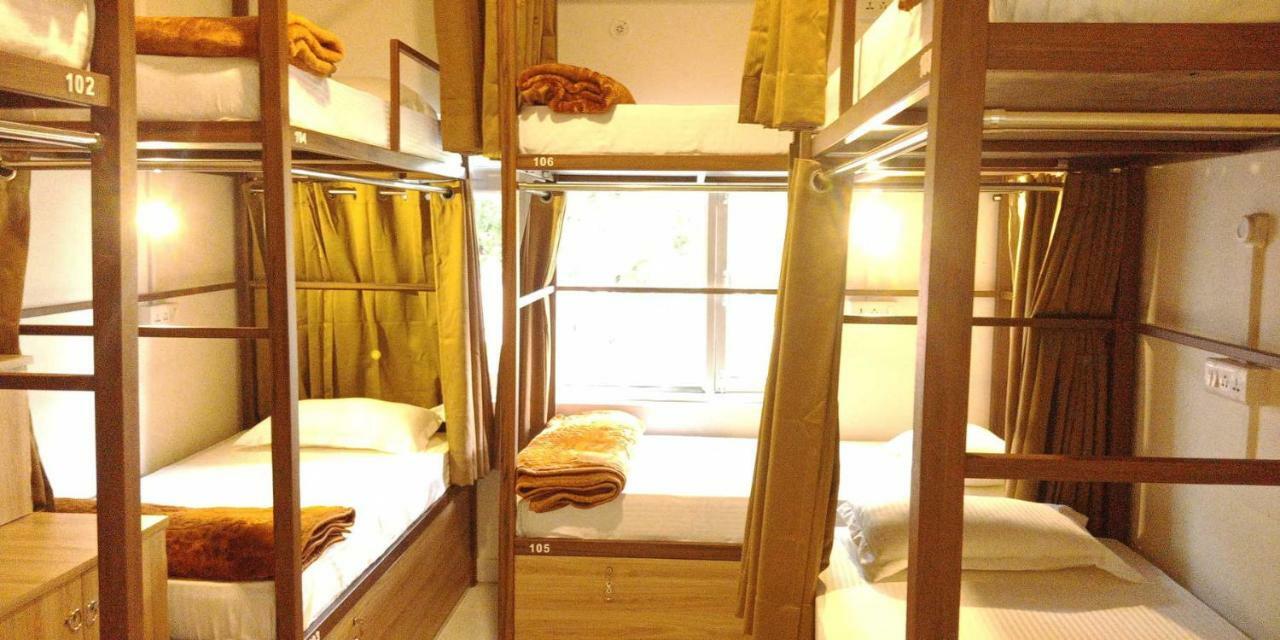 Banaras Hostel Kakarmatha エクステリア 写真